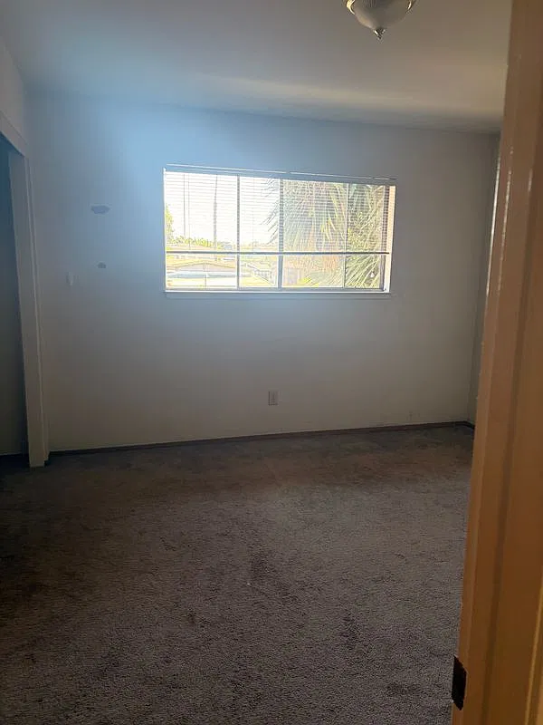 2 bed, 1.0 bath, 804 sqft, $3,150 — Photo 4