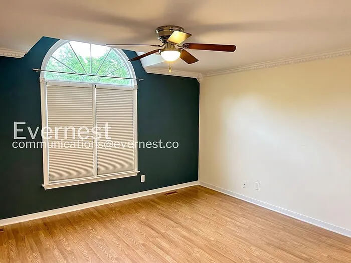 2581 Glenridge Ct — Photo 13