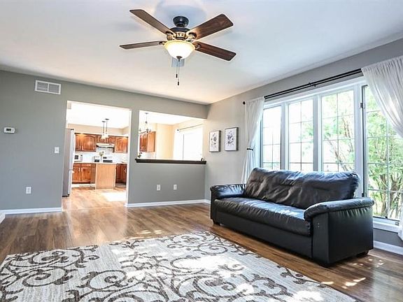 5th image of 89 Corral Dr
