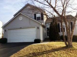 8978 Newmills Ln, Lewis Center, OH