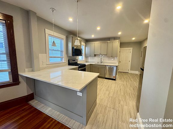 2nd image of 69 Turner St #1