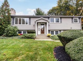 4 Tanglewood Dr, Shrewsbury, MA 01545