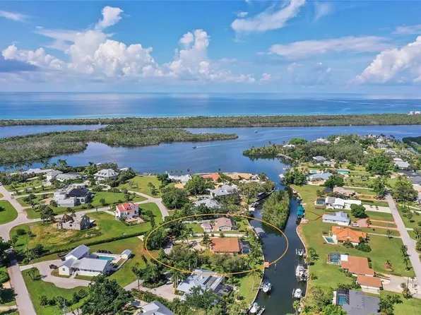 30 Buccaneer Bnd, Placida, FL 33946