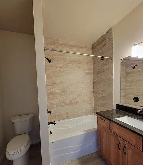 6308 Lakepointe Way — Photo 18