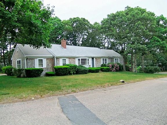 3rd image of 50 Westwind Dr