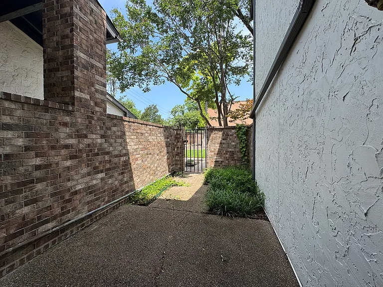9106 Emberglow Ln #1 — Photo 9