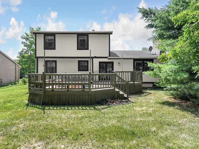 3084 Highland Park Dr — Photo 23