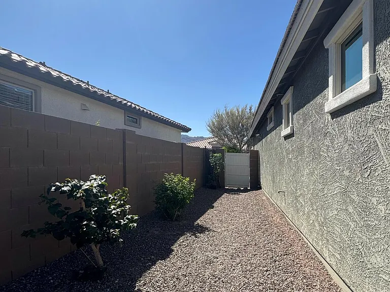 4707 N 204th Ln — Photo 30