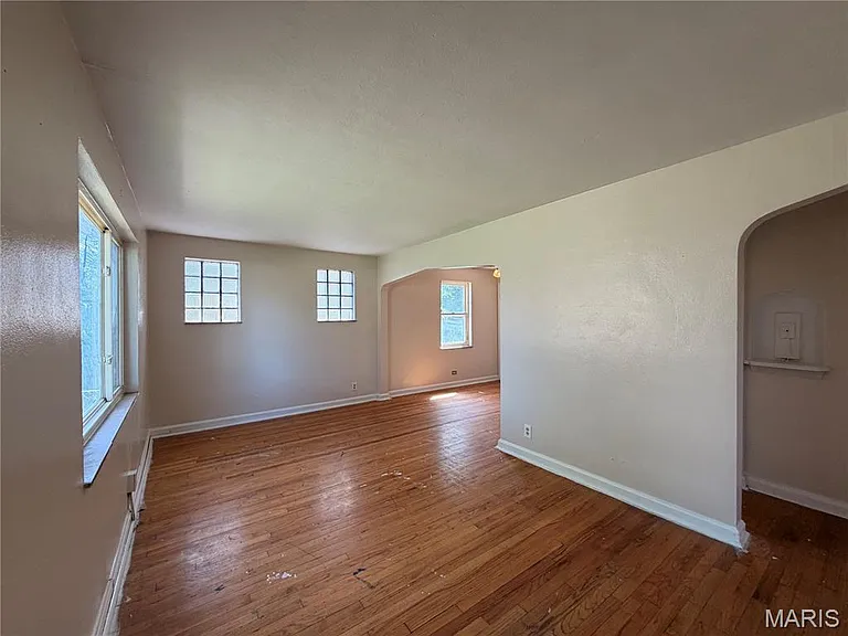 5721 Acme Ave — Photo 4