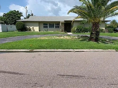 1910 Bayshore Dr Photo 1