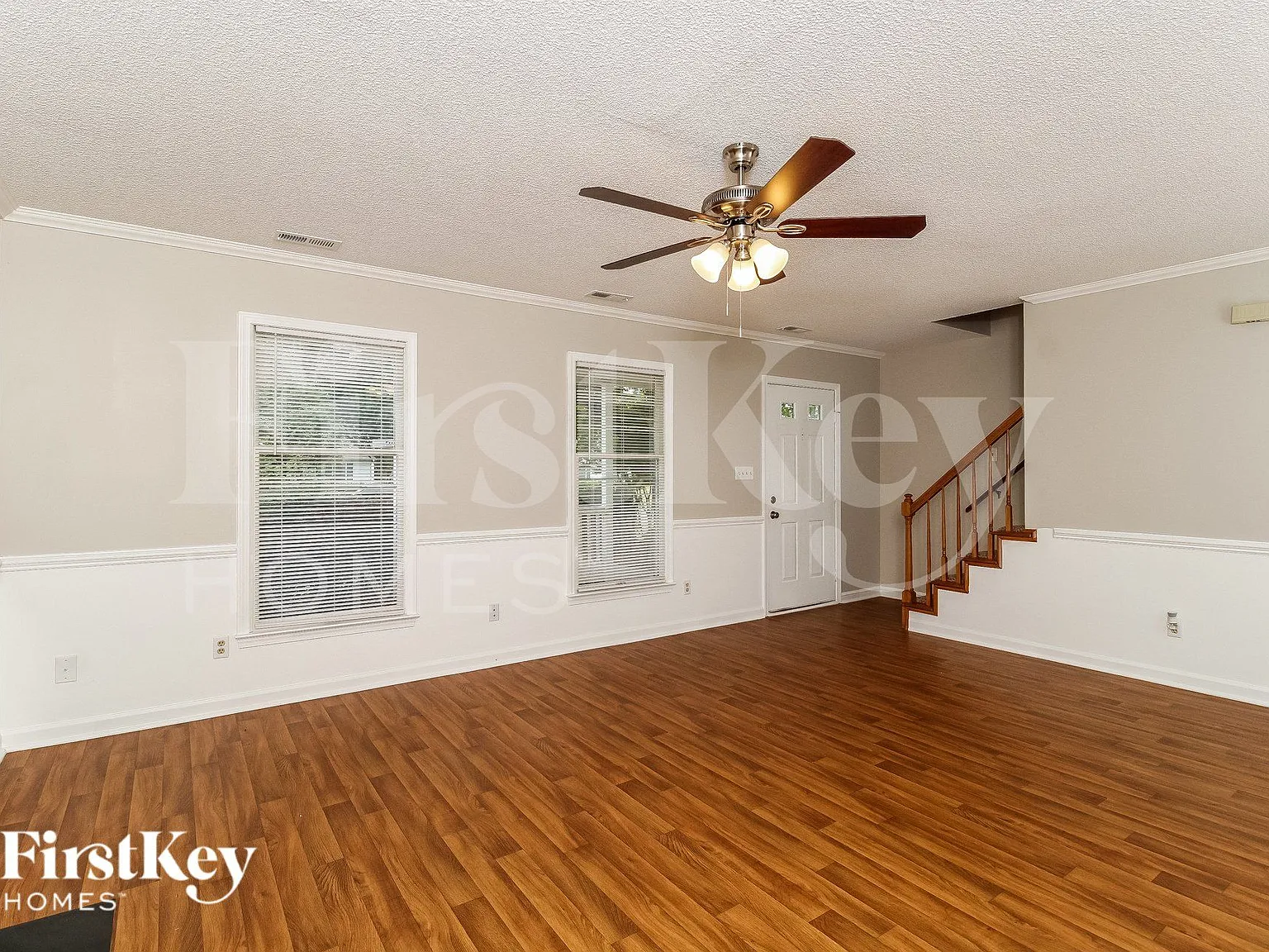 3 bed, 3.0 bath, 1897 sqft, $1,840 — Photo 2