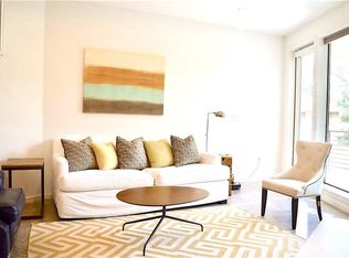 2004 E 12th St #B, Austin, TX 78702