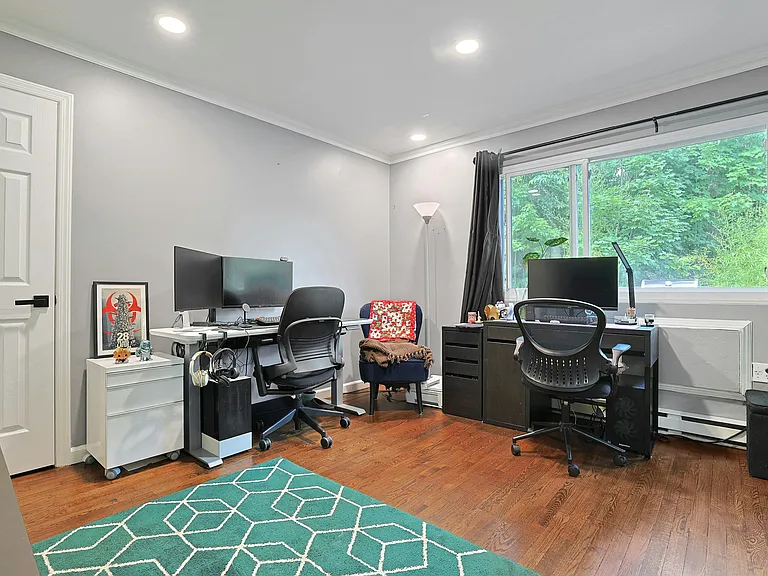 205 Old Mill Rd — Photo 12