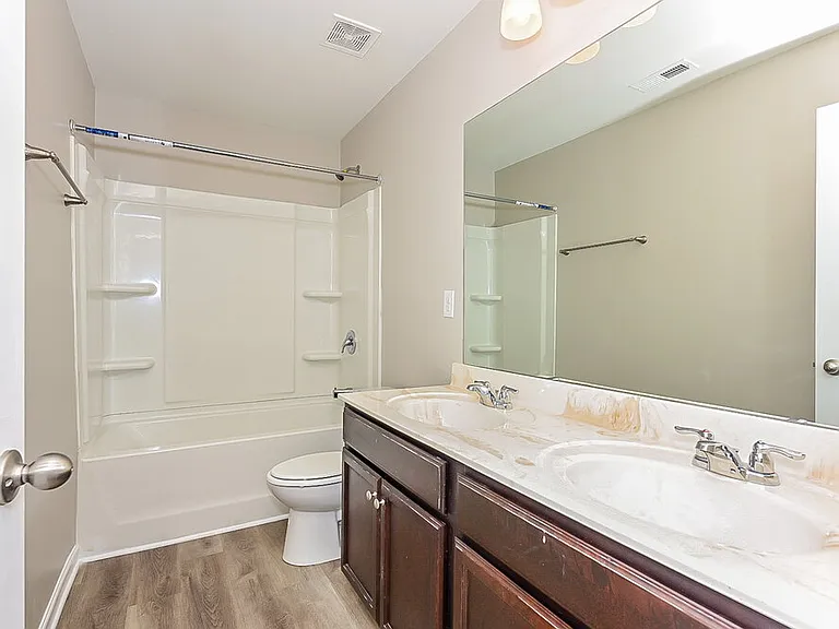 360 Lossie Ln — Photo 12