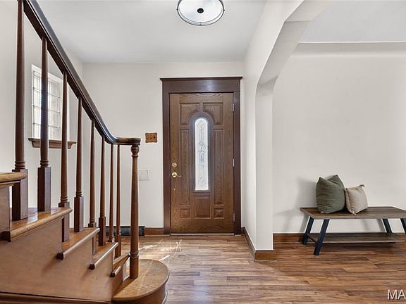3rd image of 6347 Mardel Ave