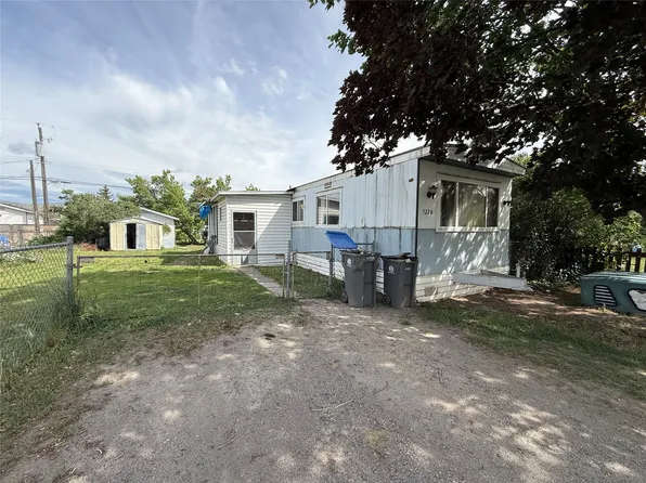 1226 Houston St, Merritt, BC V1K 1E1
