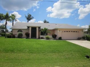 2906 SW 38th Ter, Cape Coral, FL 33914