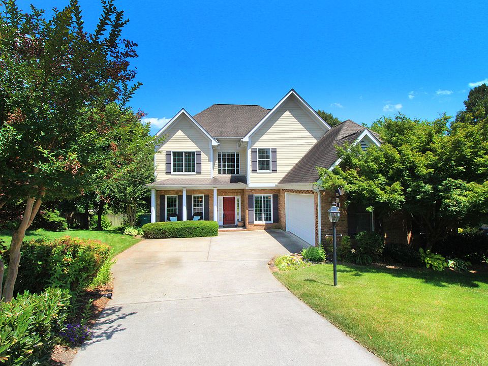 1st image of 932 Vista Oaks Ln