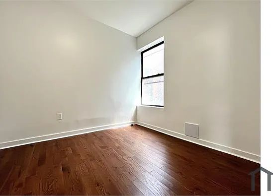 1139 Clarkson Ave #2 — Photo 5
