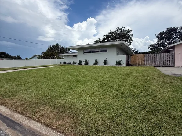 1135 Granada Ave, Merritt Island, FL 32952