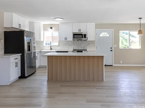 87-102 Kulaaupuni St APT K, Waianae, HI 96792