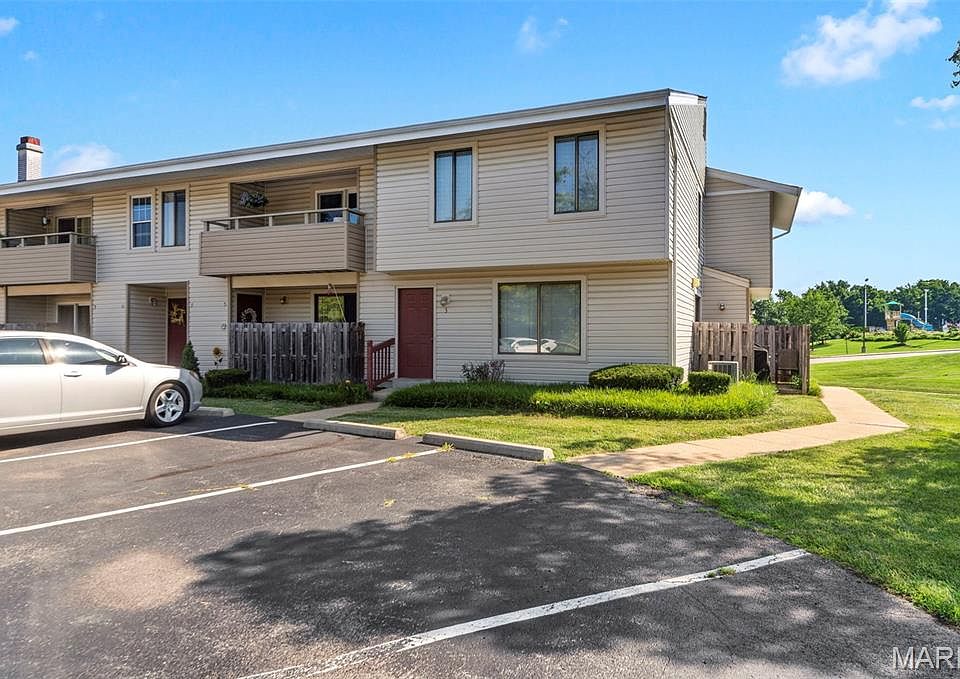 1st image of 3 Dixons Ct #G