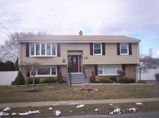180 Post Oak Rd, Stratford, CT 06614