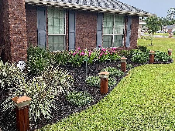 Front flower bed