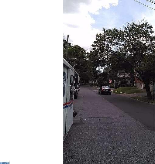 2nd image of 110 Oak Ave