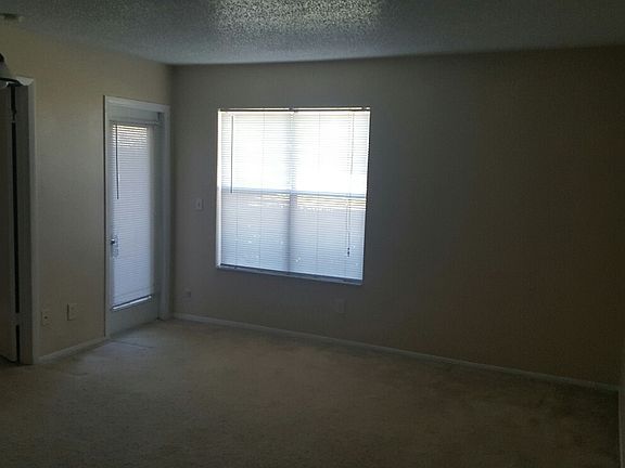 4th image of 2031 Cascades Blvd Unit 106