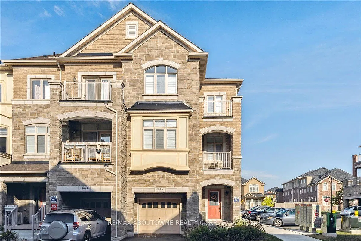 3 bed, $3,450 — Photo 1