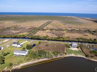 301 Bayview Dr, Stumpy Pt, NC 27978