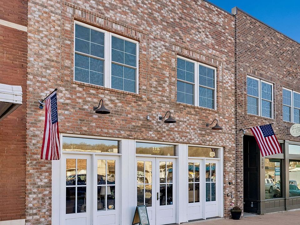 1st image of 118 N Main St #D