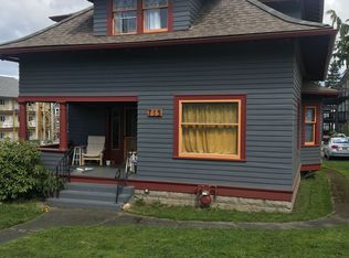715 E Chestnut St, Bellingham, WA 98225