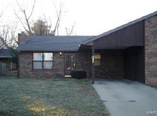 725 Oxen Dr, Belleville, IL