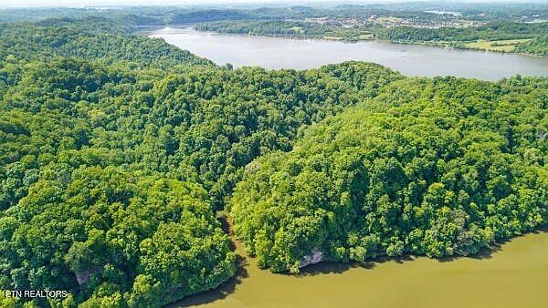 1st image of 2050 Jones Bend Rd