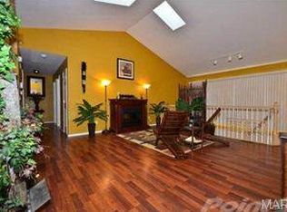 13114 Trees Edge Ct, Florissant, MO 63033