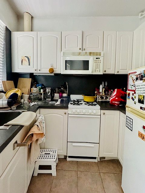 2nd image of 151 Park Dr APT 26