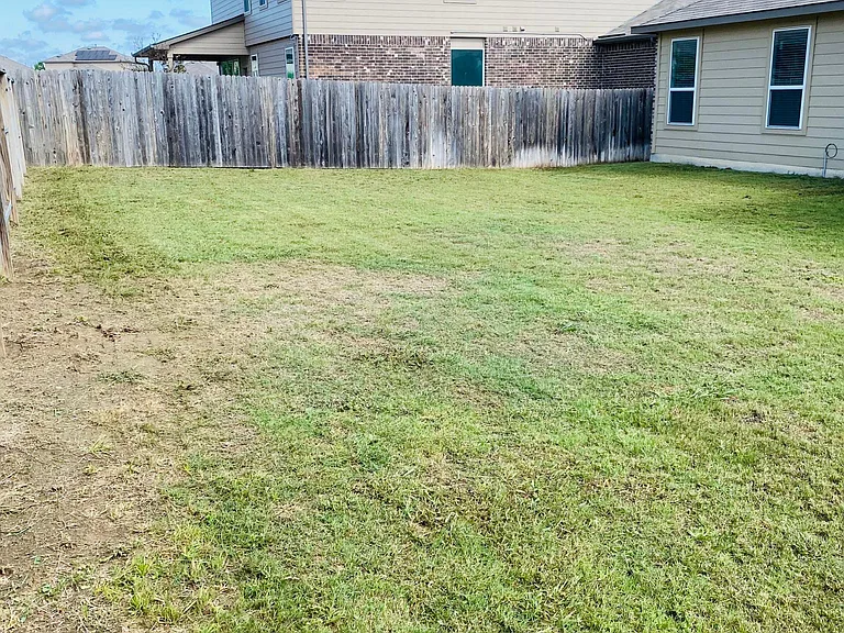 13546 Meredith Cv — Photo 21