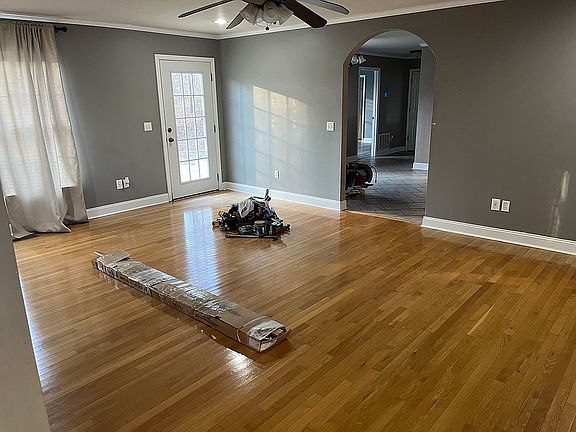 5th image of 96 Bagley Rd