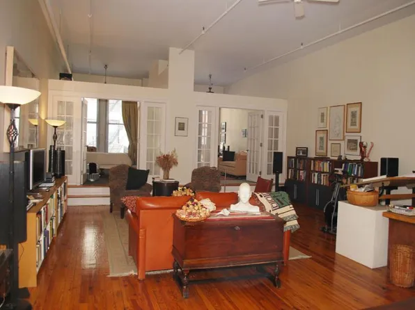 1 Bond Street image 1 of 9