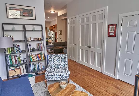 4th image of 156 W 130th St
