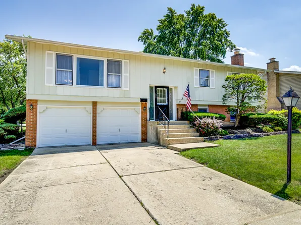 15251 Las Robles St, Oak Forest, IL 60452