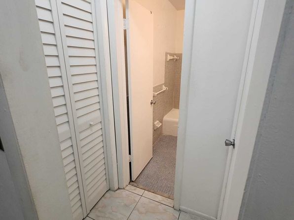 7211 Venetian St #10589960