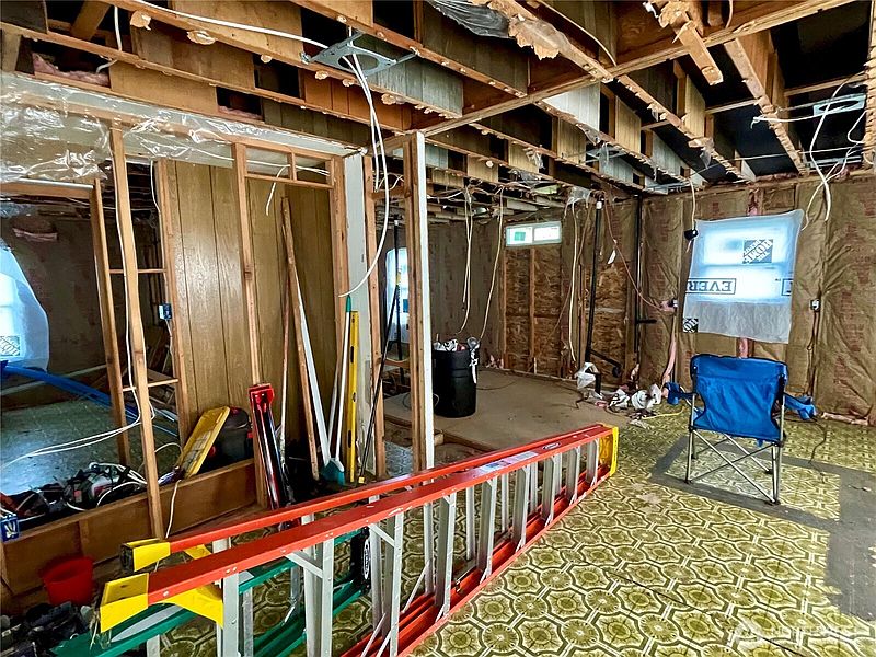3rd image of 777 Edgewood Avenue NE