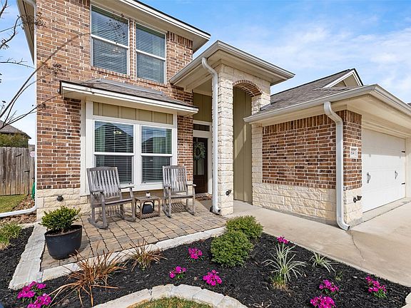 4th image of 2614 Kinnersley Ct