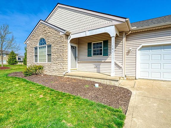 2nd image of 101 Arrow Ct