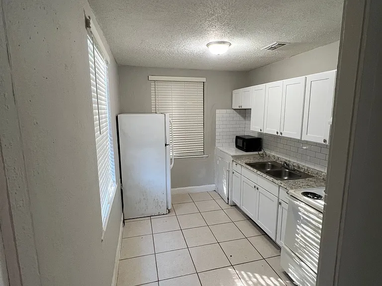 4362 Dagail Ln — Photo 21