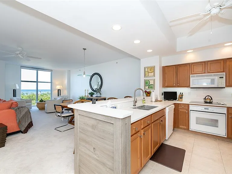 3313 Sunset Key Cir #306 — Photo 18