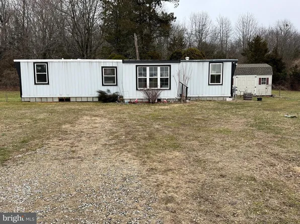 1530 N Tuckahoe Rd, Williamstown, NJ 08094